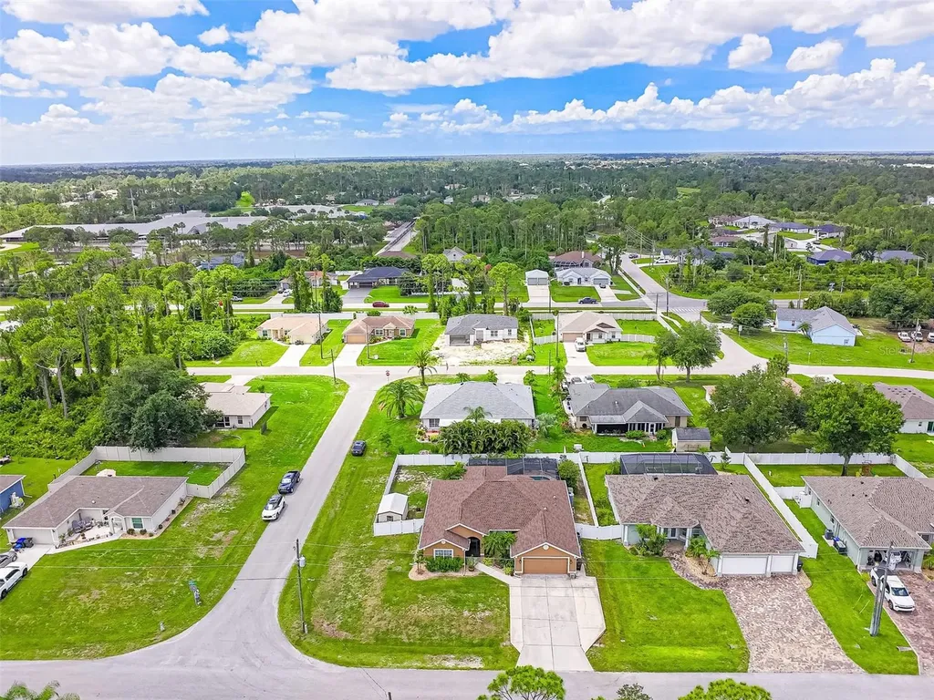 1091 Comfort Lane North Port FL 34288