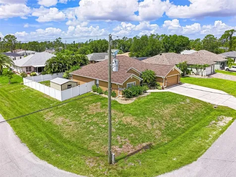 1091 Comfort Lane North Port FL 34288