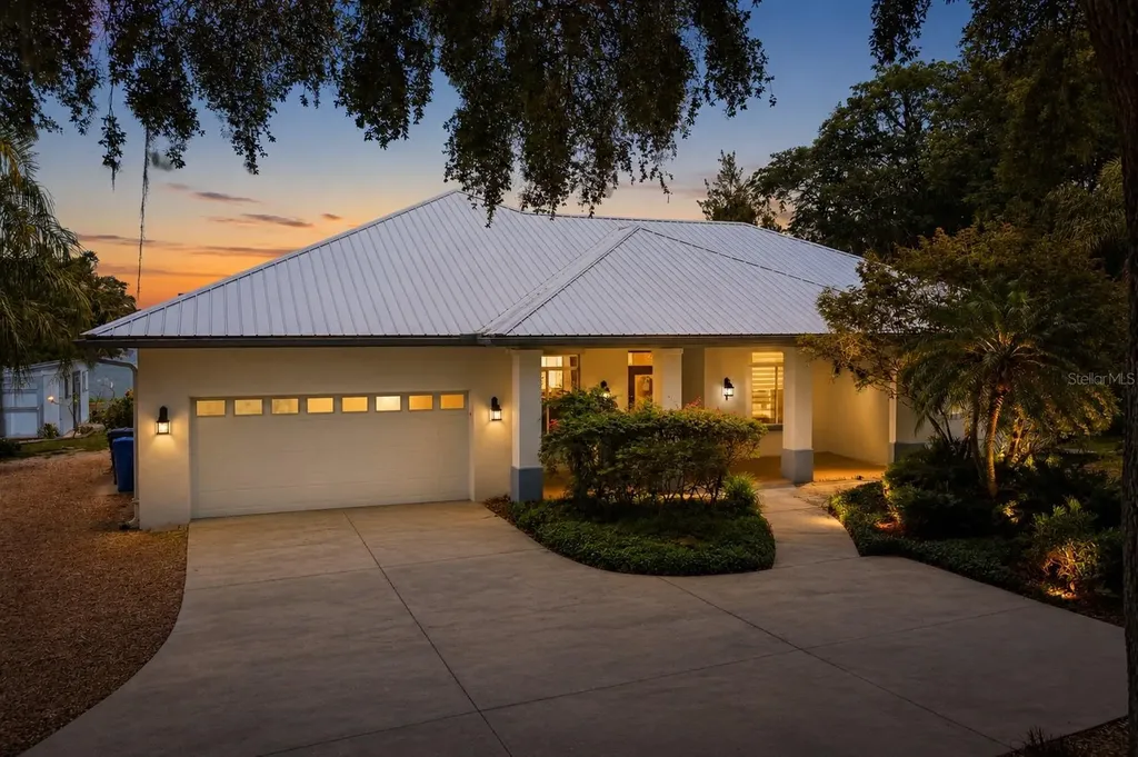 8701 Lake Calm Lane Odessa FL 33556
