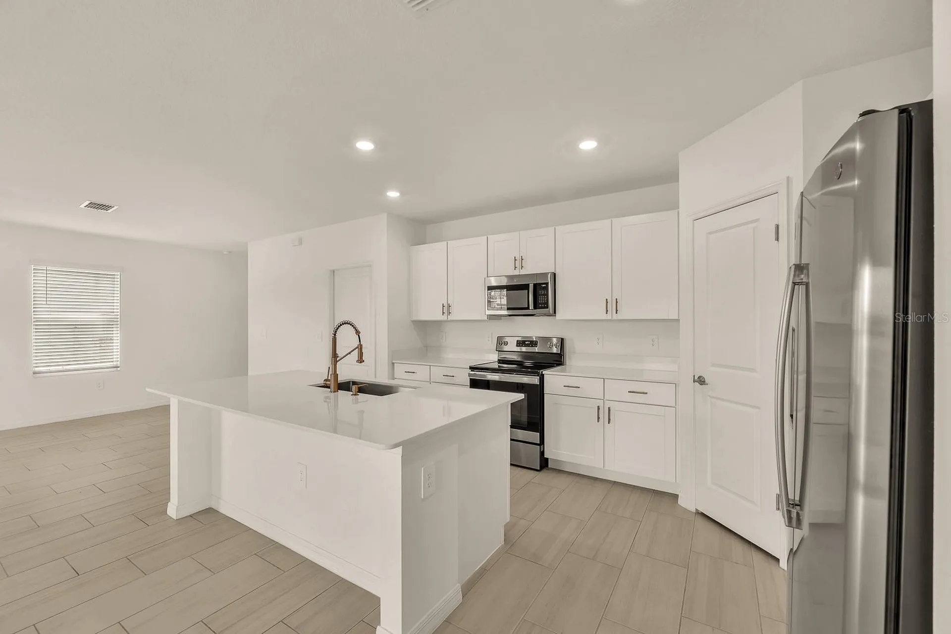 13337 Woodworth Way Riverview FL 33579
