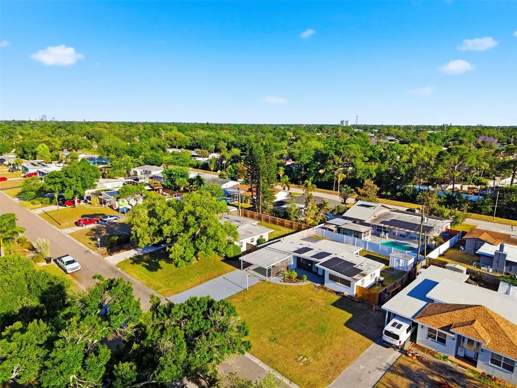 6350 Hampton Drive N St Petersburg FL 33710