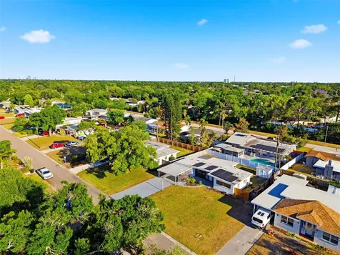 6350 Hampton Drive N St Petersburg FL 33710
