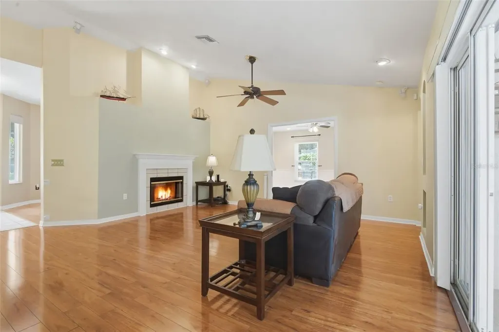 171 Poinciana Lane Deltona FL 32738