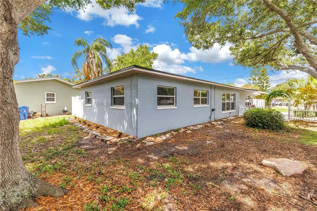 7400 19th Avenue N St Petersburg FL 33710