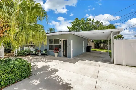 7400 19th Avenue N St Petersburg FL 33710