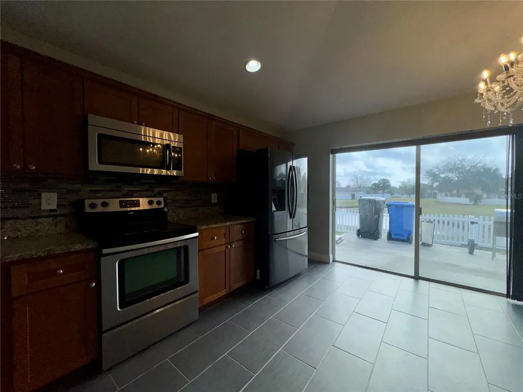 11324 Palm Island Avenue Riverview FL 33569