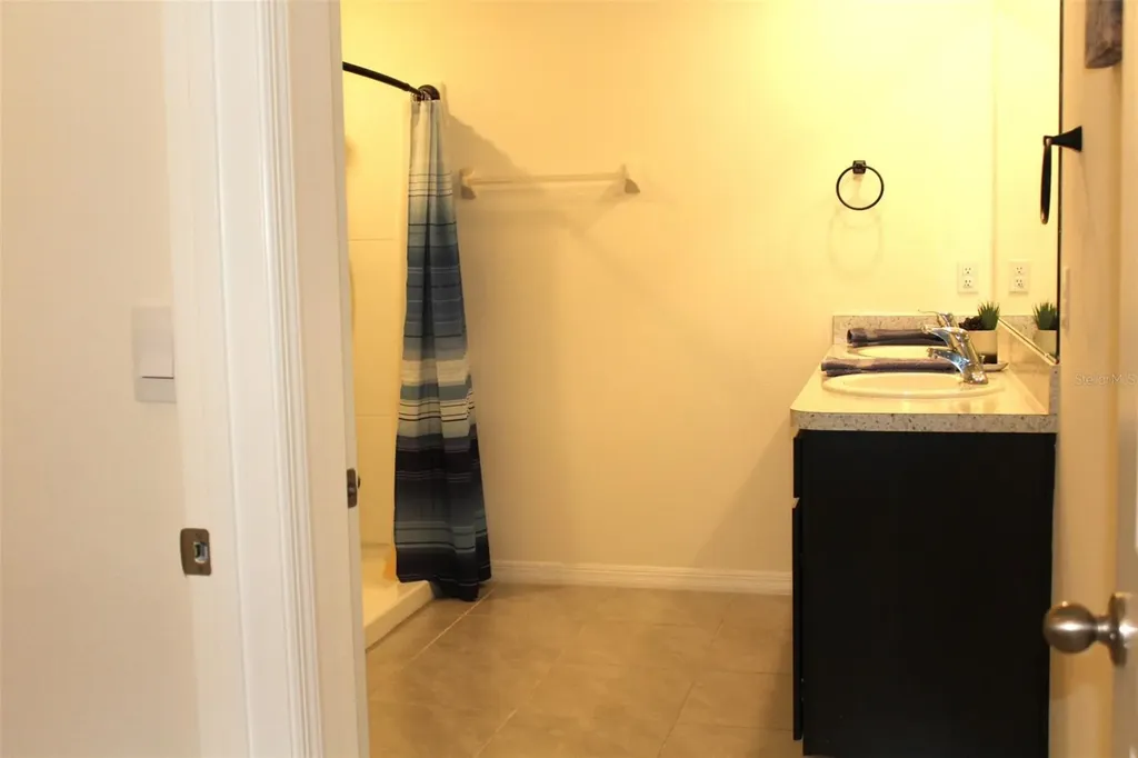 810 Will Scarlett Avenue Ruskin FL 33570