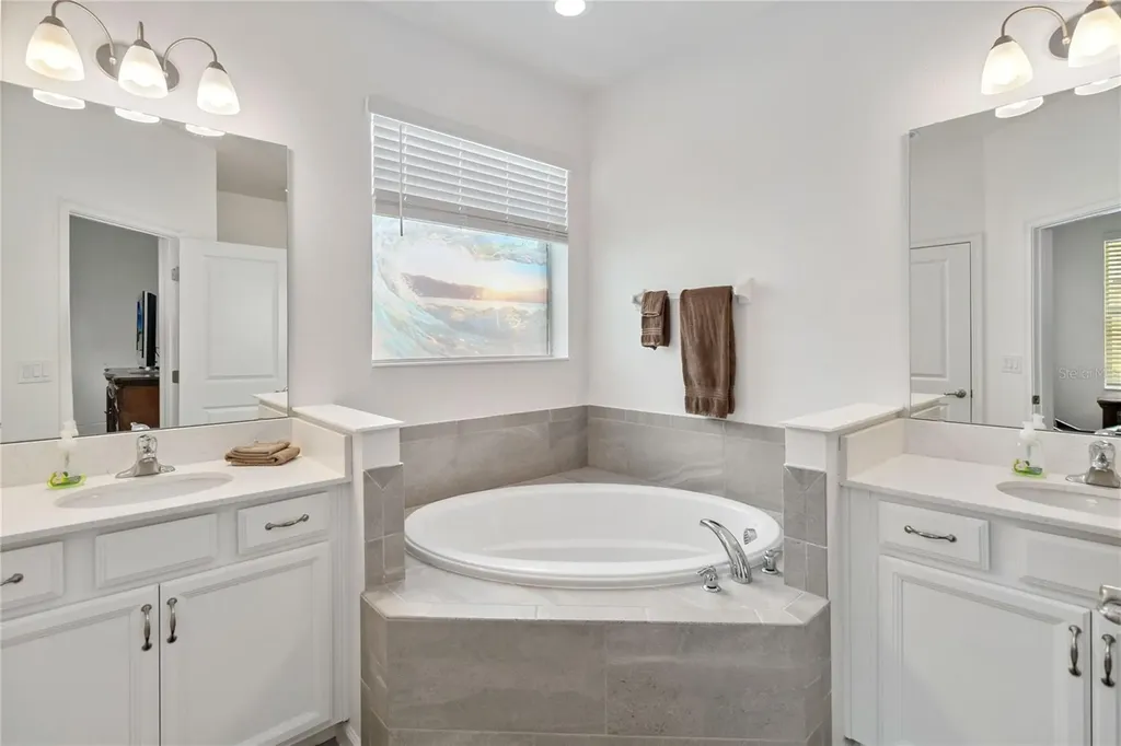 413 Sapphire Drive Davenport FL 33837