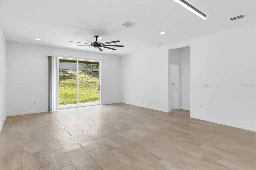413 Sapphire Drive Davenport FL 33837