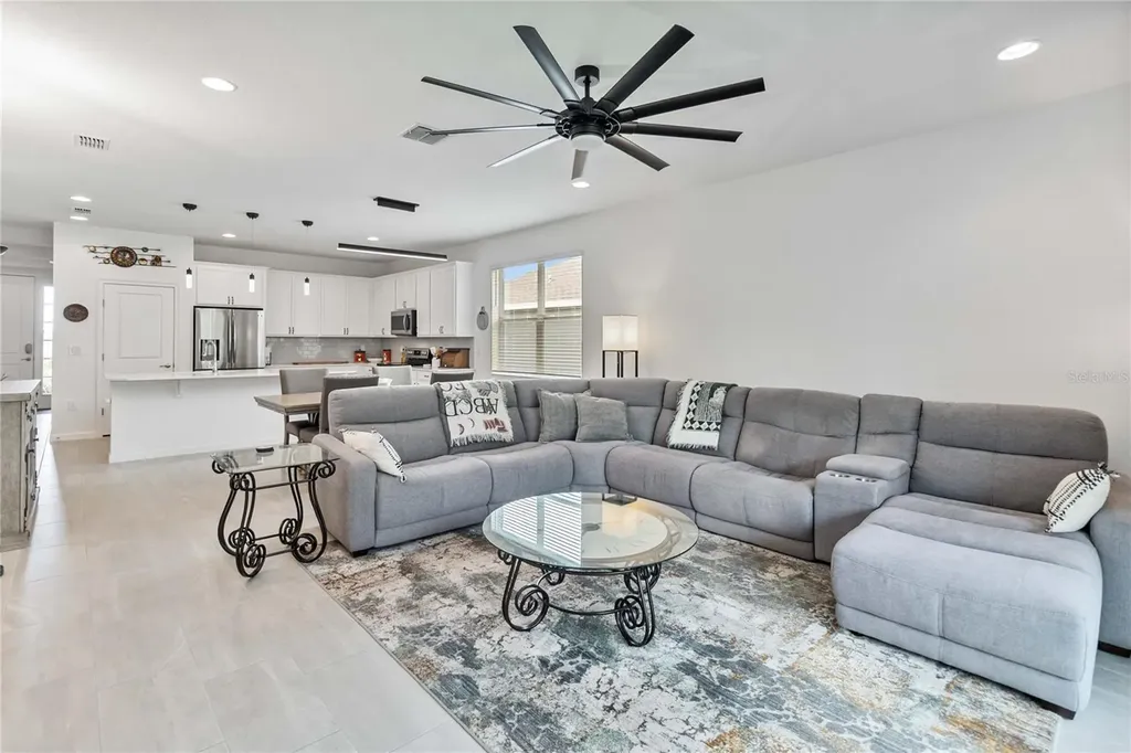413 Sapphire Drive Davenport FL 33837