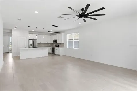413 Sapphire Drive Davenport FL 33837