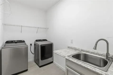 413 Sapphire Drive Davenport FL 33837