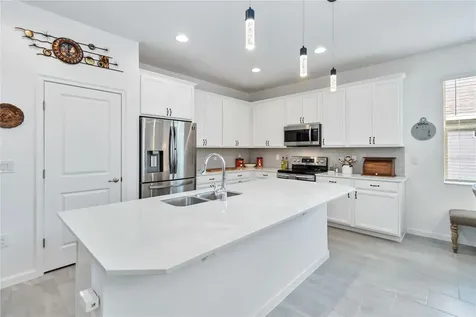 413 Sapphire Drive Davenport FL 33837