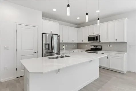 413 Sapphire Drive Davenport FL 33837