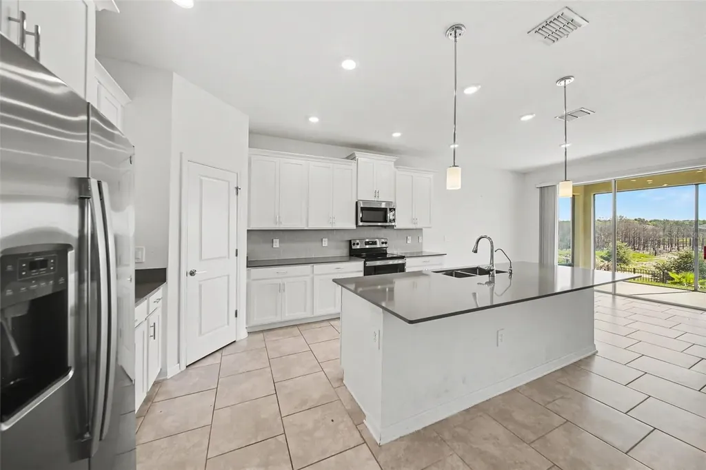 6079 Claystone Way Mount Dora FL 32757