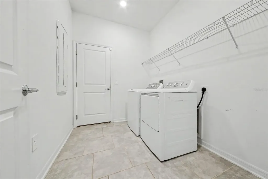 6079 Claystone Way Mount Dora FL 32757