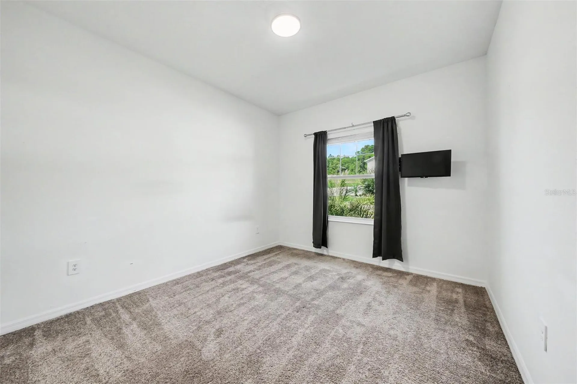 6079 Claystone Way Mount Dora FL 32757