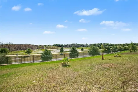 6079 Claystone Way Mount Dora FL 32757