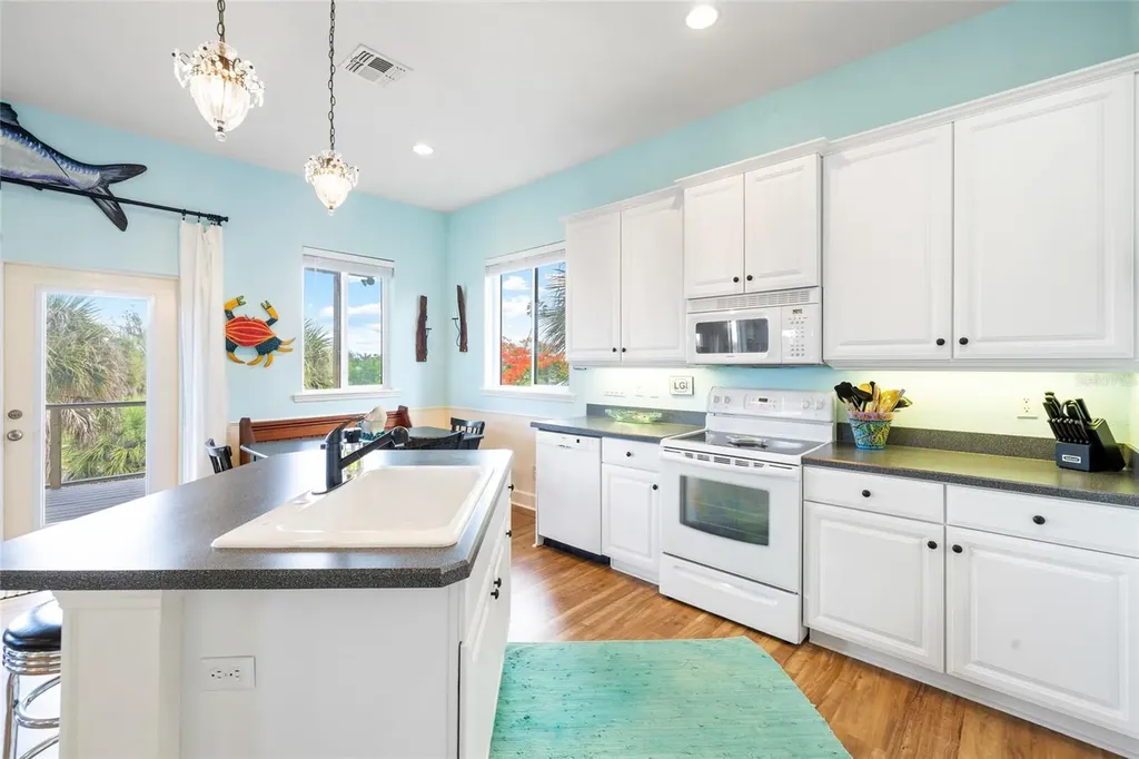 8932 Gulf Street Placida FL 33946