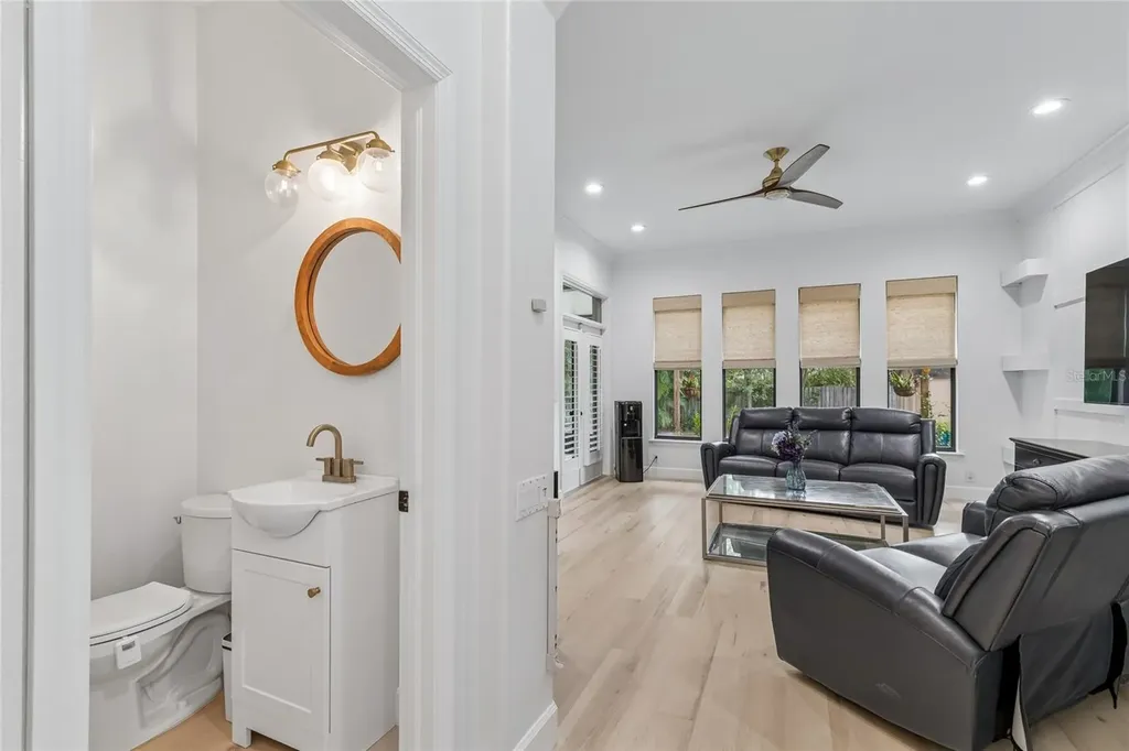 3602 Arlington Oaks Court Tampa FL 33618