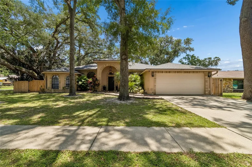 3602 Arlington Oaks Court Tampa FL 33618