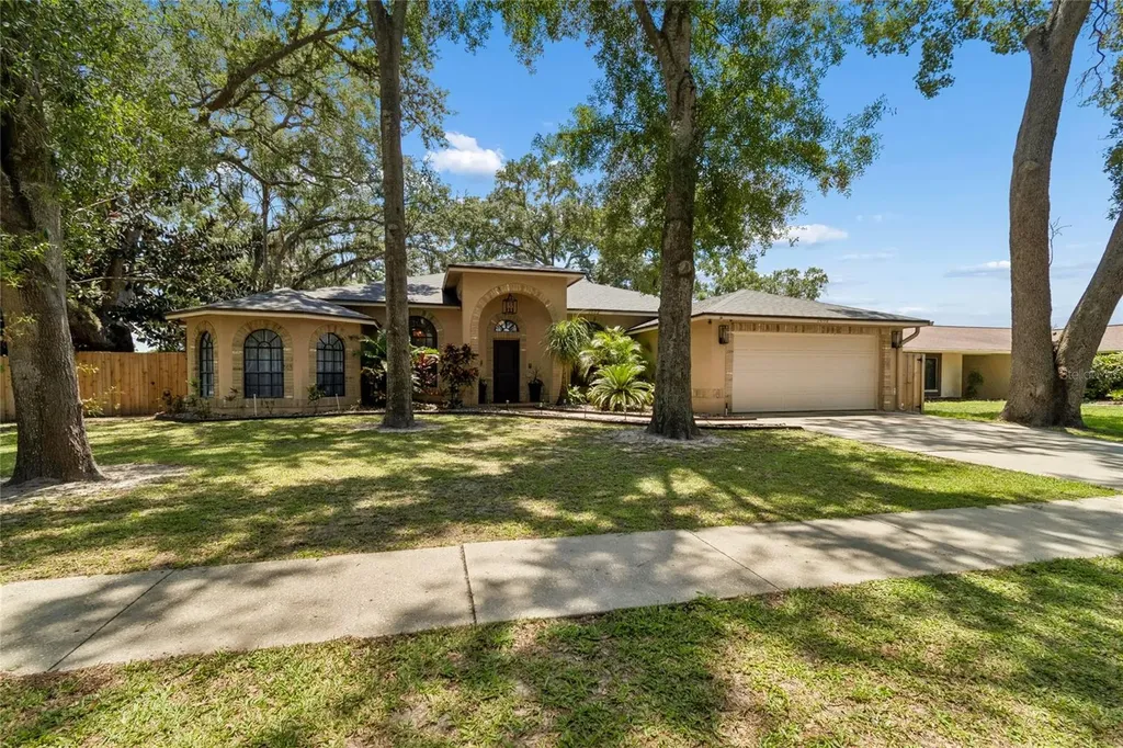 3602 Arlington Oaks Court Tampa FL 33618