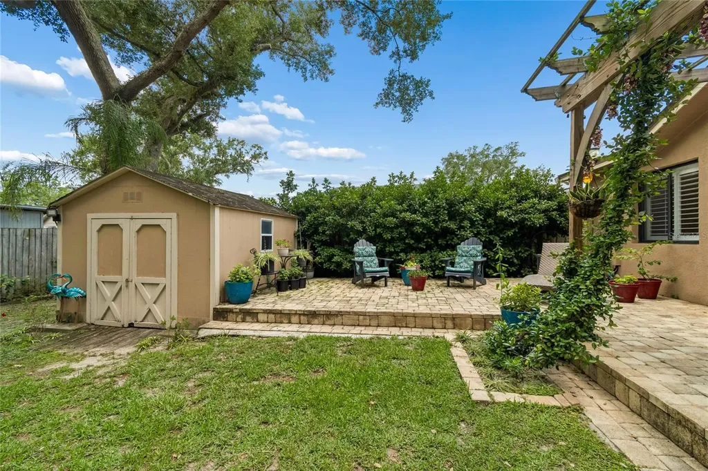 3602 Arlington Oaks Court Tampa FL 33618