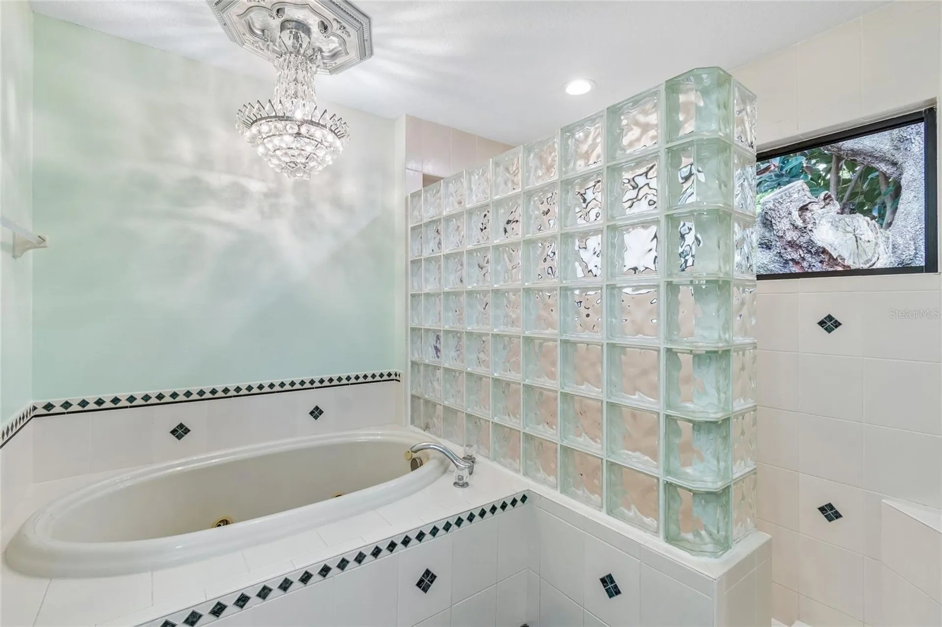 3602 Arlington Oaks Court Tampa FL 33618