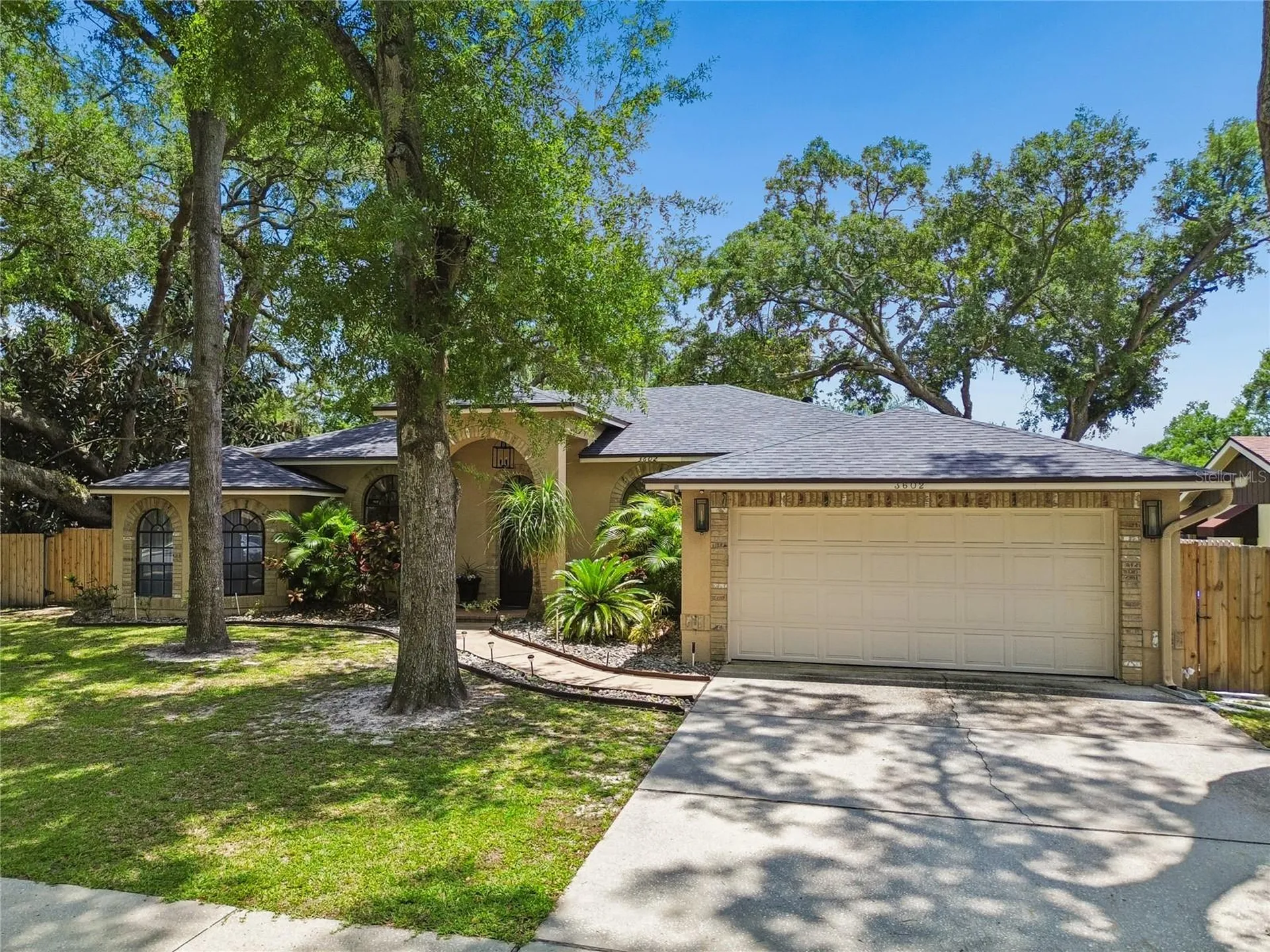 3602 Arlington Oaks Court Tampa FL 33618