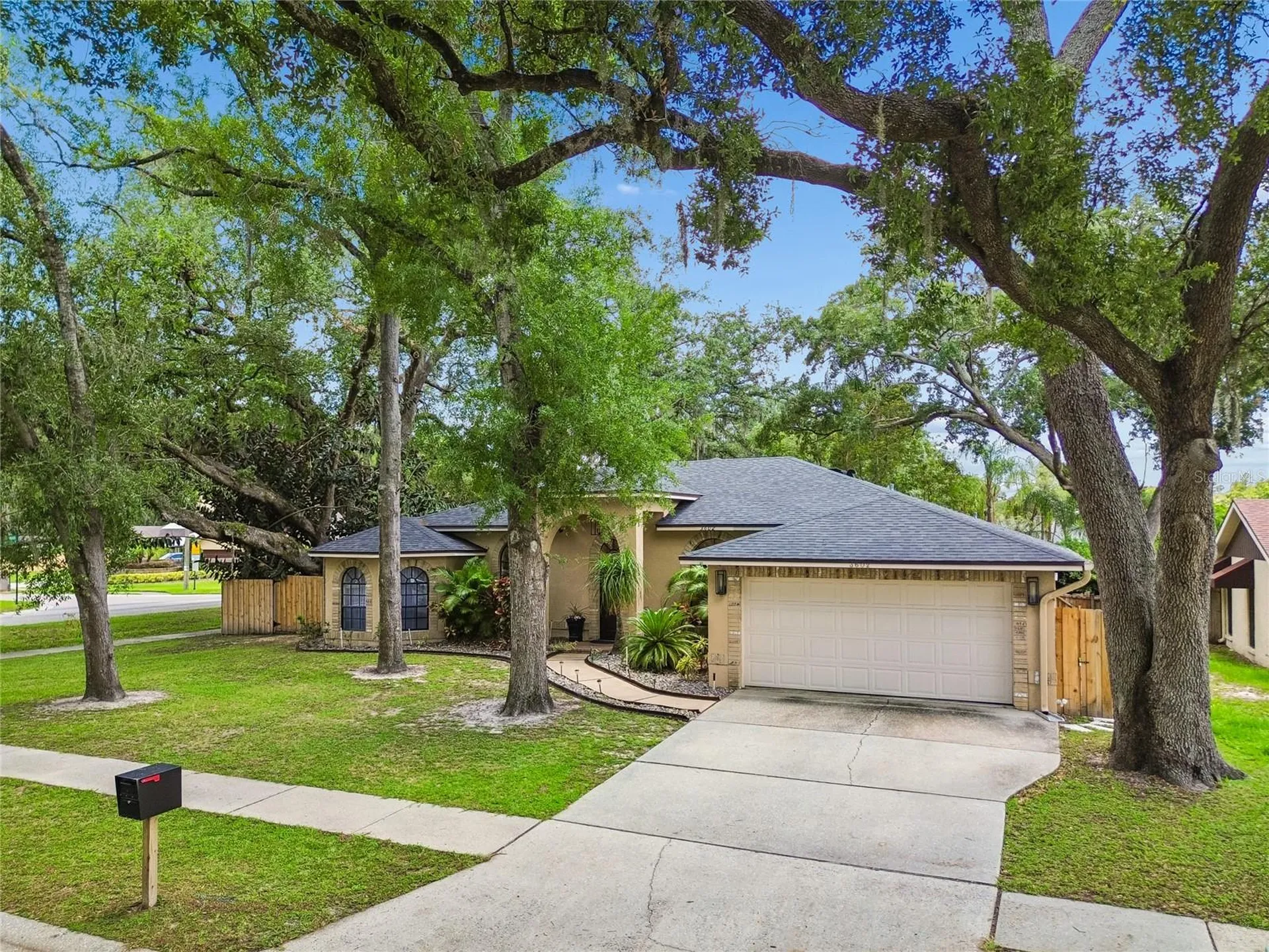 3602 Arlington Oaks Court Tampa FL 33618
