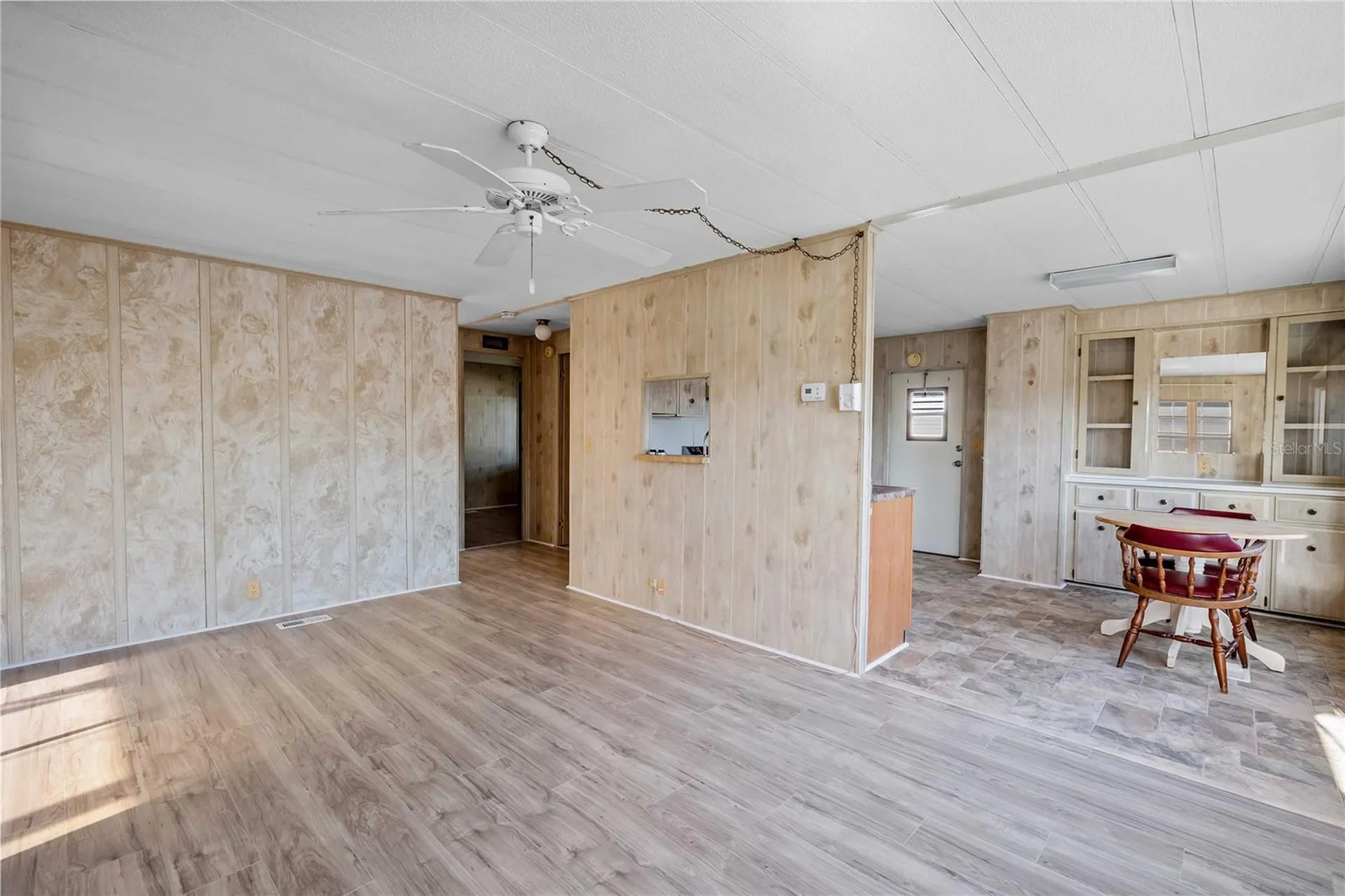 37818 Valencia Avenue Zephyrhills FL 33541