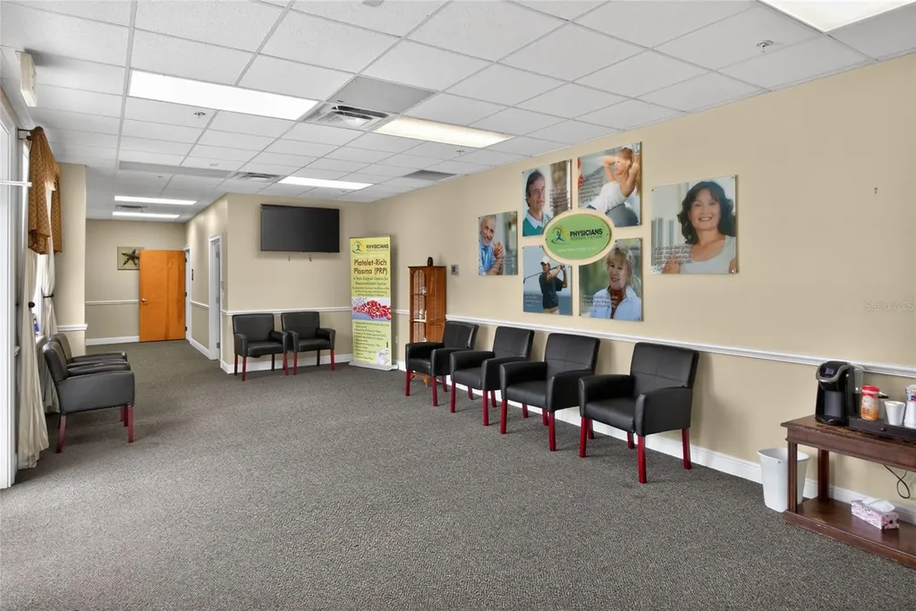 733 County Road 466 Lady Lake FL 32159