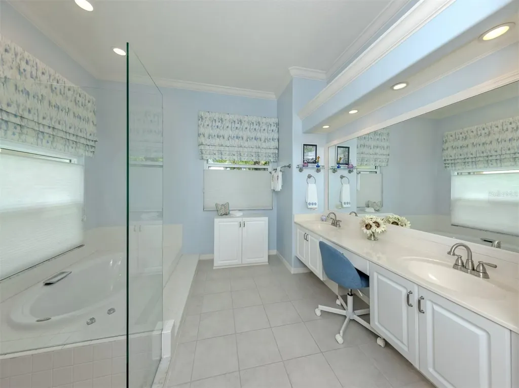 417 Wellington Court Venice FL 34292