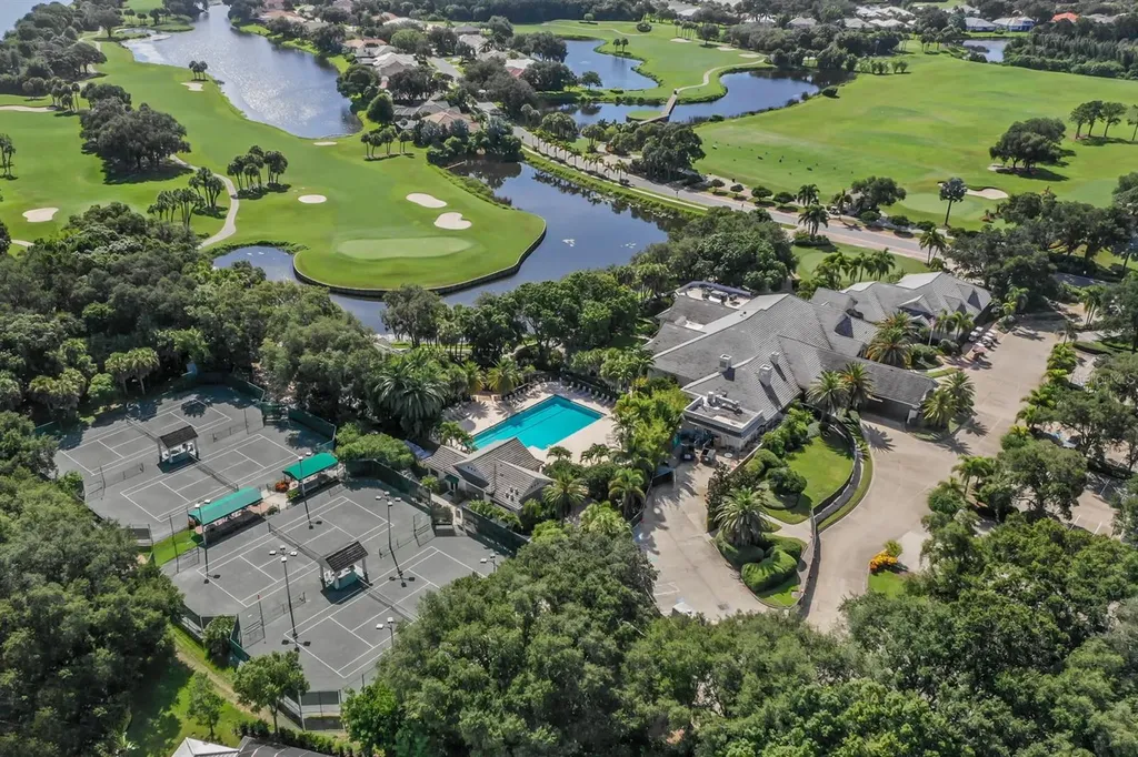 417 Wellington Court Venice FL 34292