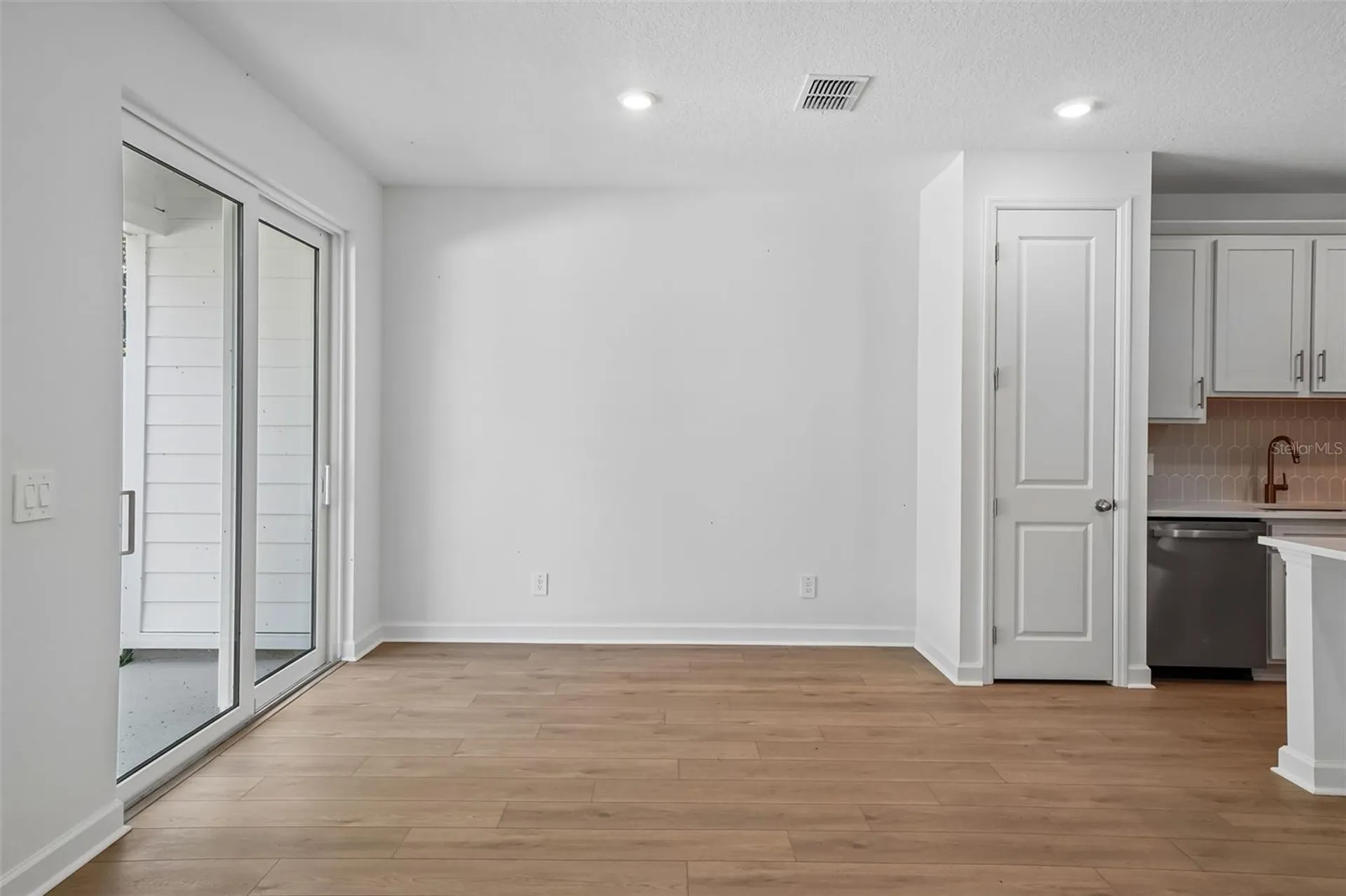 7516 Deer Valley Circle Tampa FL 33635