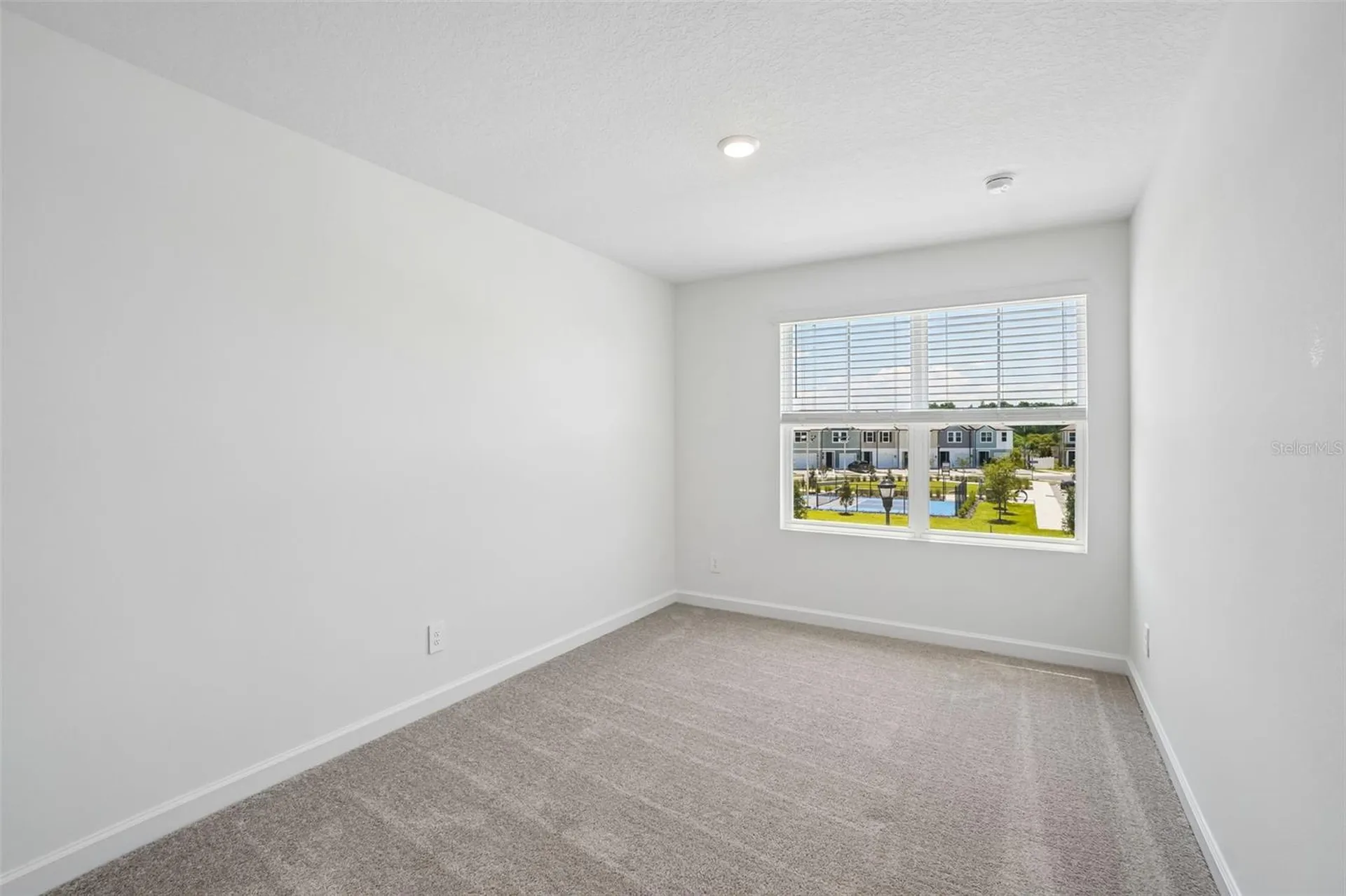 7516 Deer Valley Circle Tampa FL 33635