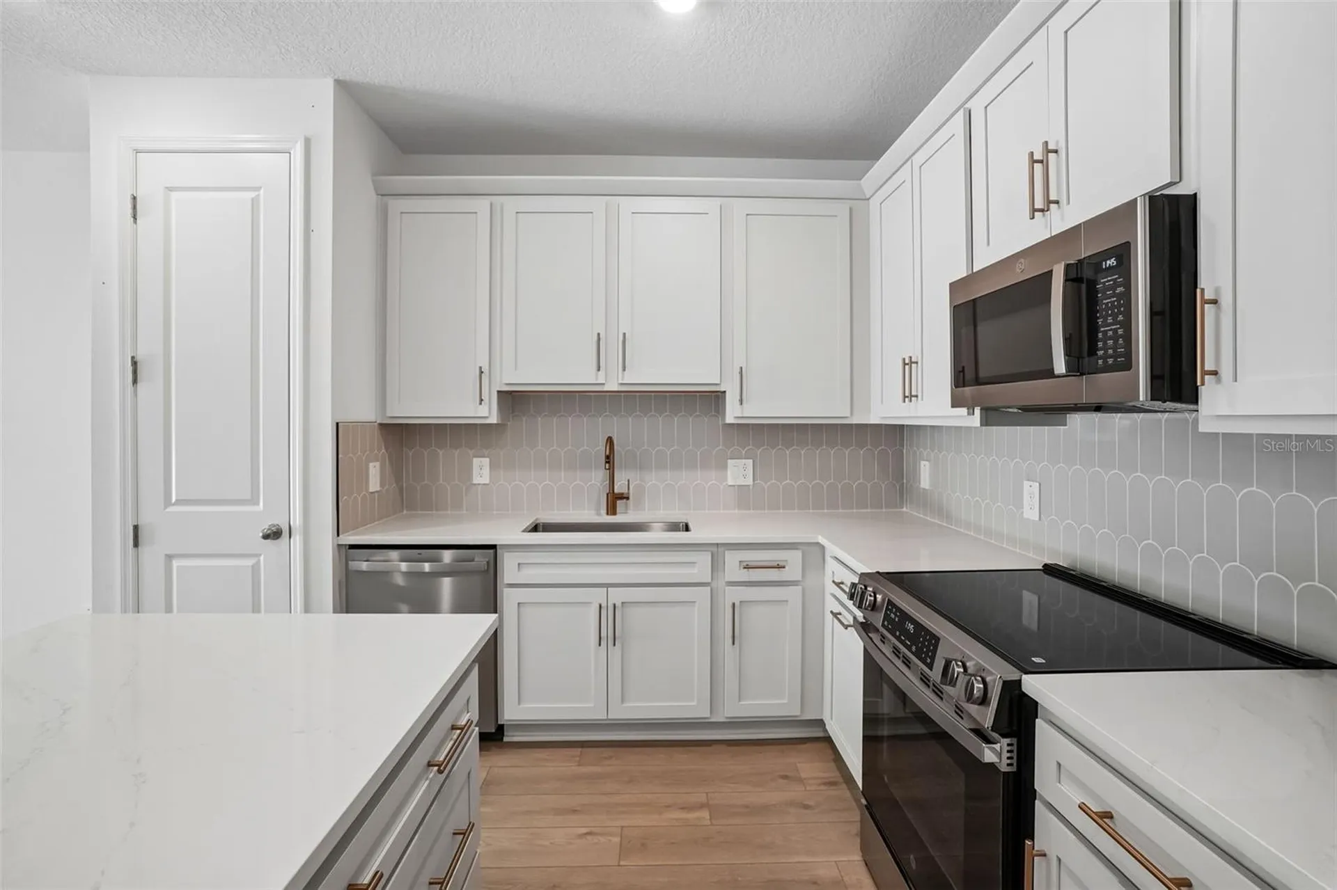 7516 Deer Valley Circle Tampa FL 33635