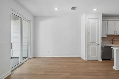 7516 Deer Valley Circle Tampa FL 33635