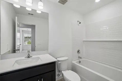 7516 Deer Valley Circle Tampa FL 33635
