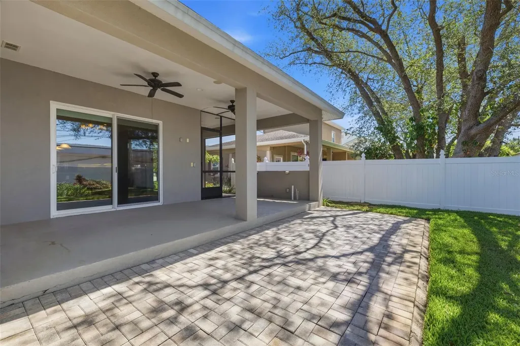 3906 W North A Street Tampa FL 33609