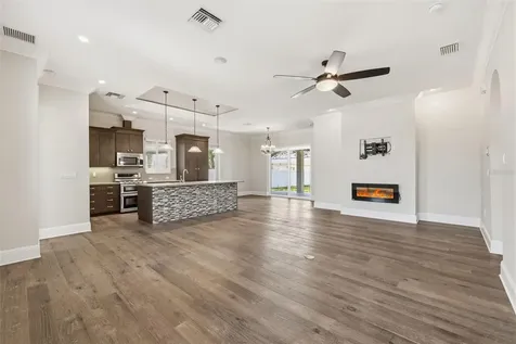3906 W North A Street Tampa FL 33609