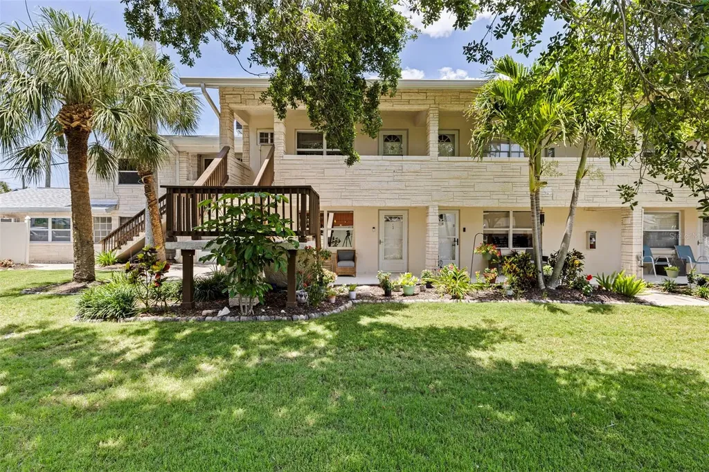 109 16th Avenue Indian Rocks Beach FL 33785