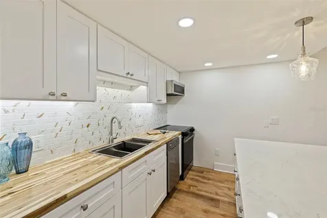 109 16th Avenue Indian Rocks Beach FL 33785