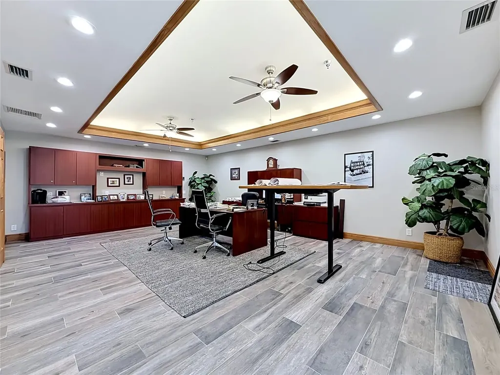 4677 118th Avenue N Clearwater FL 33762