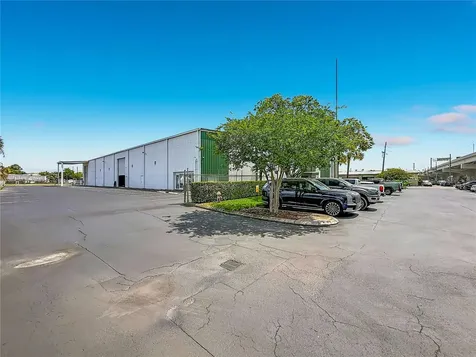 4677 118th Avenue N Clearwater FL 33762