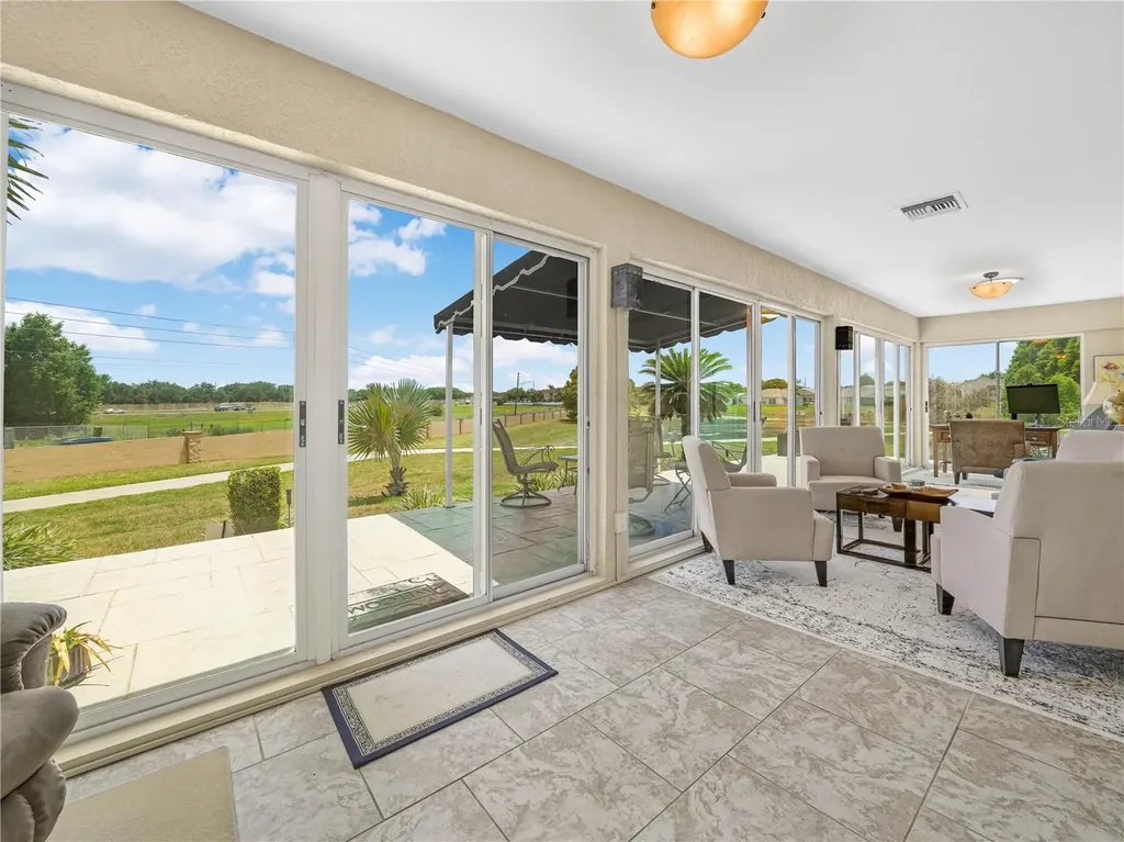 5817 Swallow Drive Lakeland FL 33809