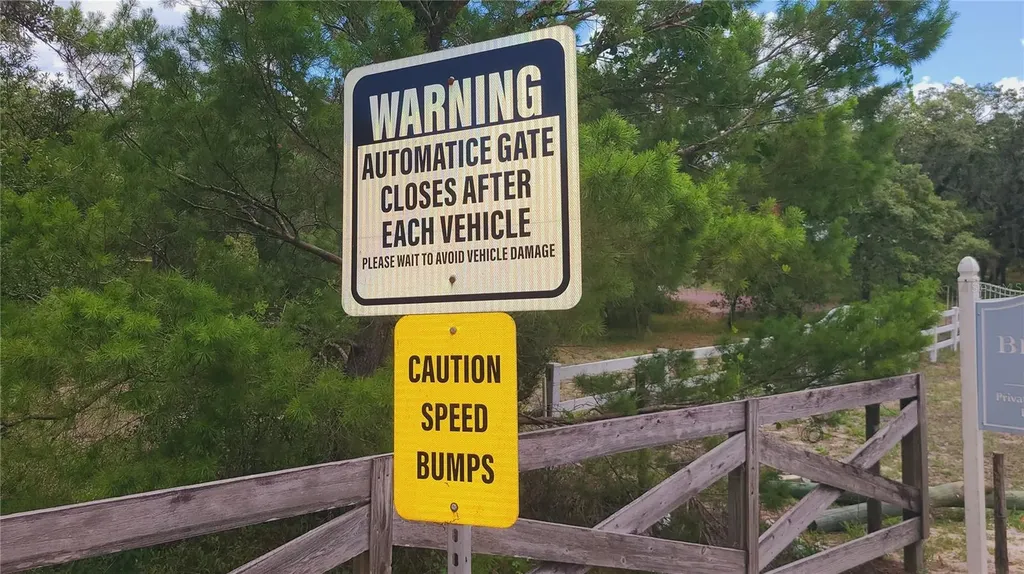 2575 Bear Run S Frostproof FL 33843