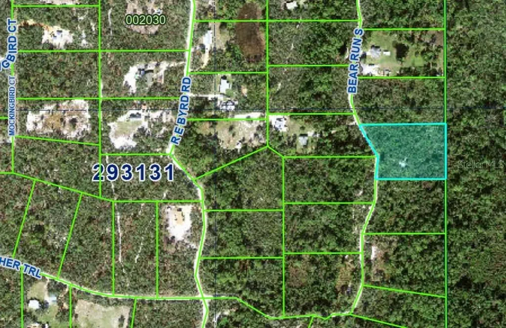 2575 Bear Run S Frostproof FL 33843