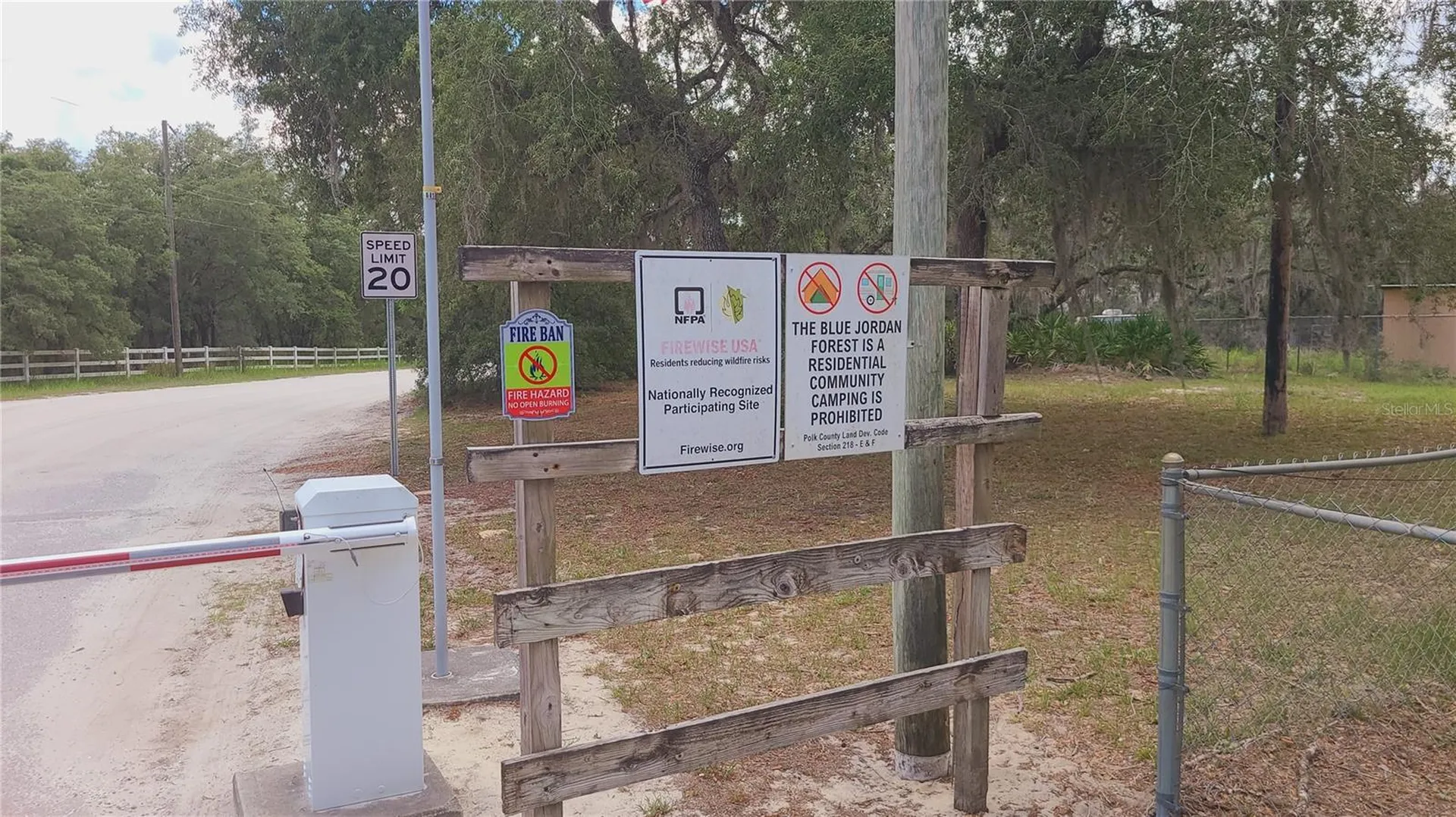2575 Bear Run S Frostproof FL 33843