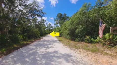 2575 Bear Run S Frostproof FL 33843